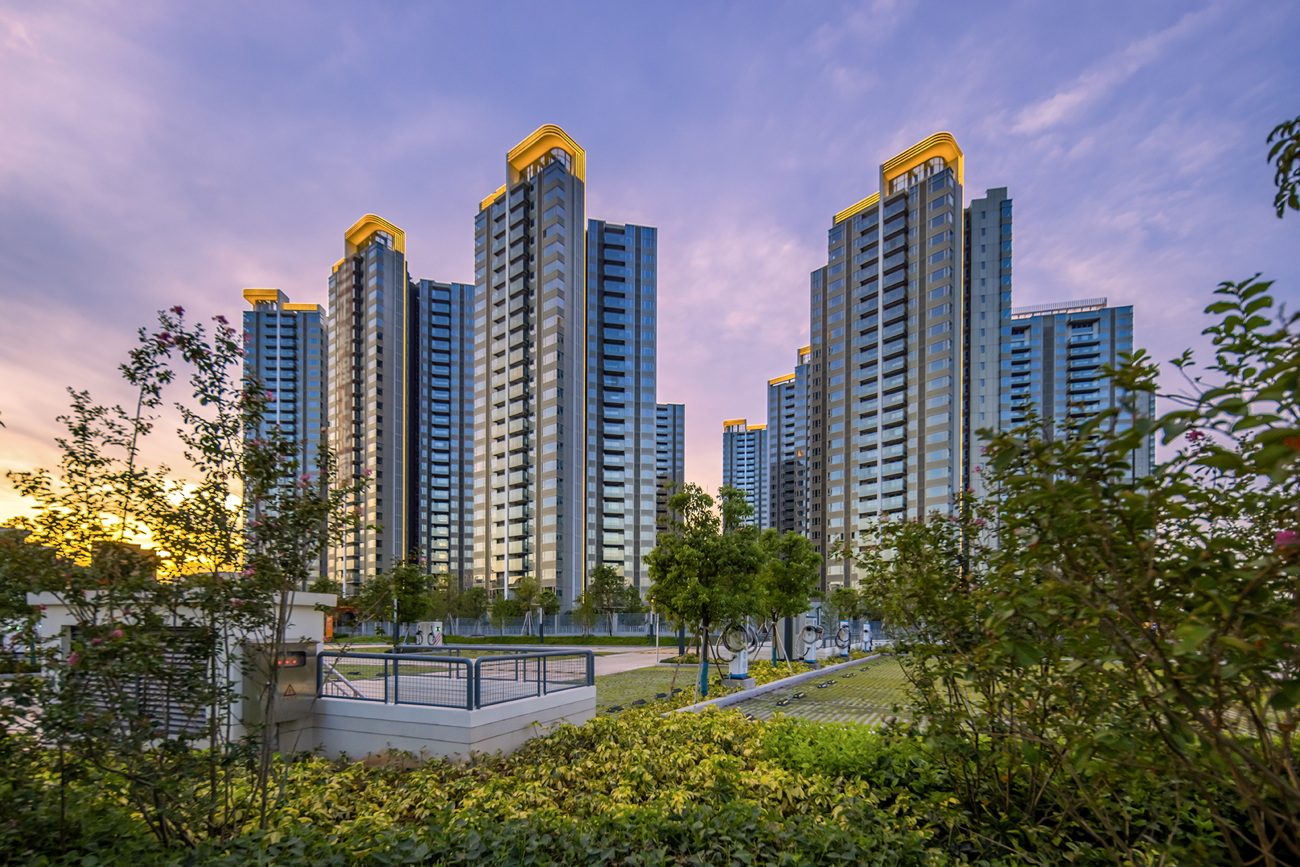 1《尊龙中国官网鹏程上花园》+何彬+15986610094 (调色).jpg